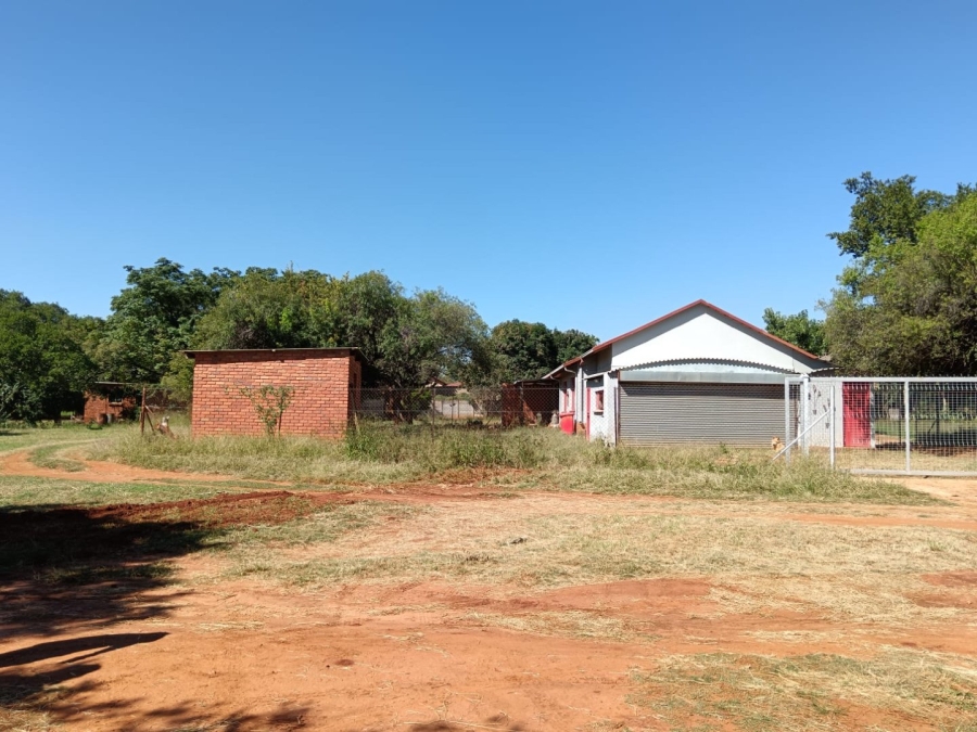  Bedroom Property for Sale in Hartbeespoort Rural North West